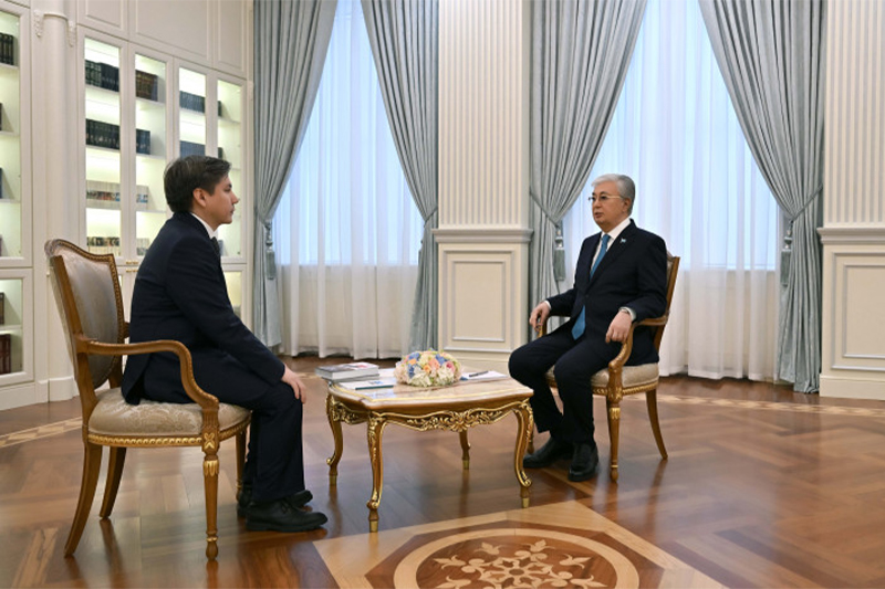 3 января Глава государства Касым-Жомарт Кемелевич Токаев дал большое интервью газете «Ana tili»