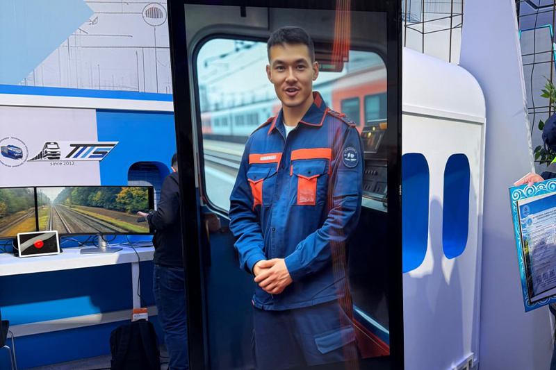 Приглашаем вас посетить захватывающую выставку «Город рабочих профессий»!